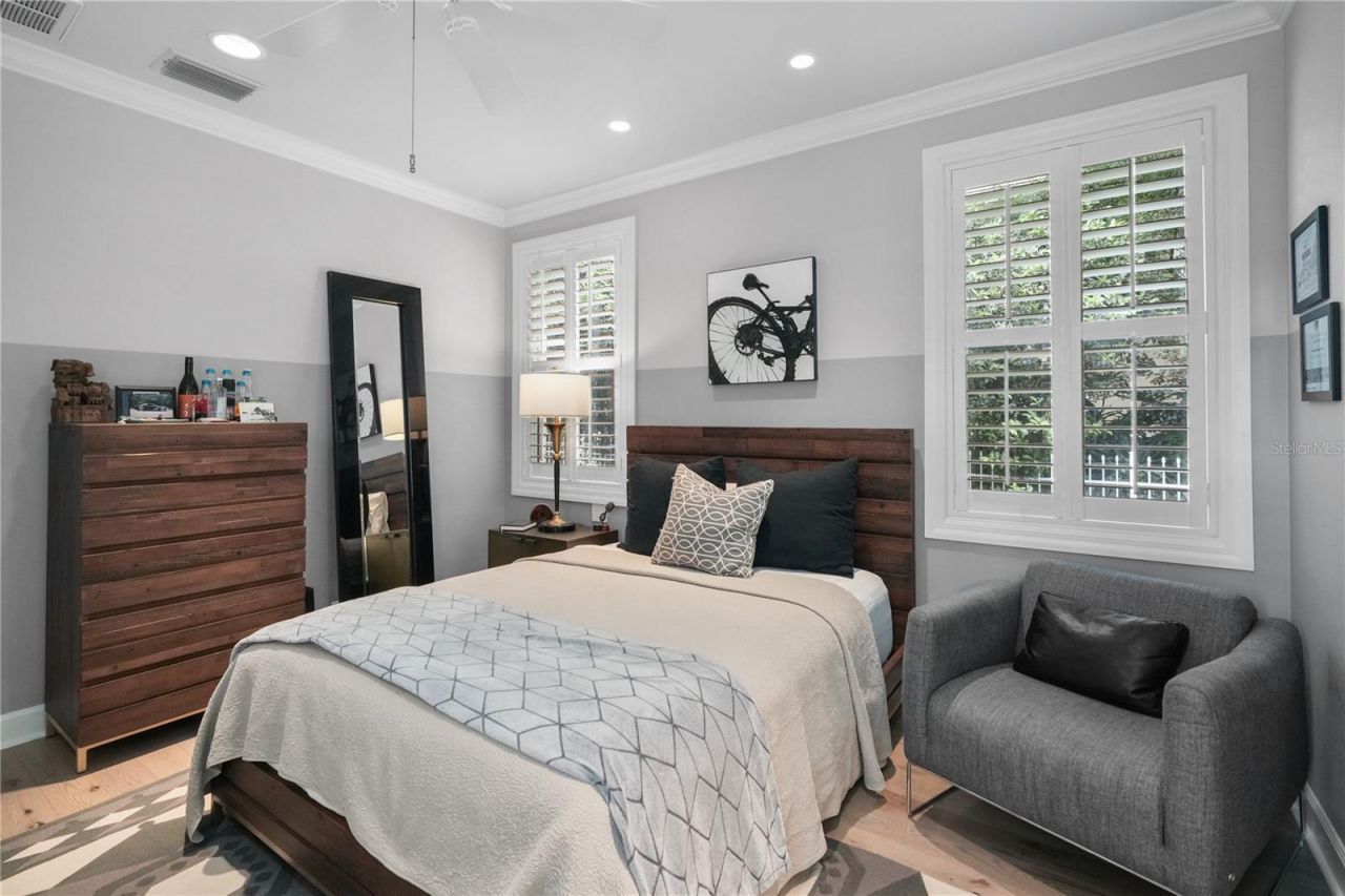 16211 Villarreal De Avila, Tampa, FL 33613 Photo