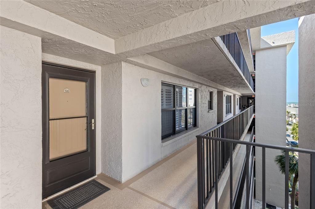 1001 Benjamin Franklin Drive, Unit 510, Sarasota, FL 34236 Photo