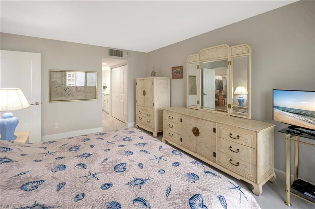 4005 Gulf Shore Blvd N, Unit 805, Naples, FL 34103 Photo