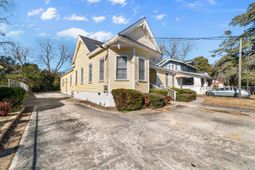 461 Sellers Avenue photo 4