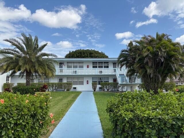 120 Dorchester F, West Palm Beach, FL 33417 Photo