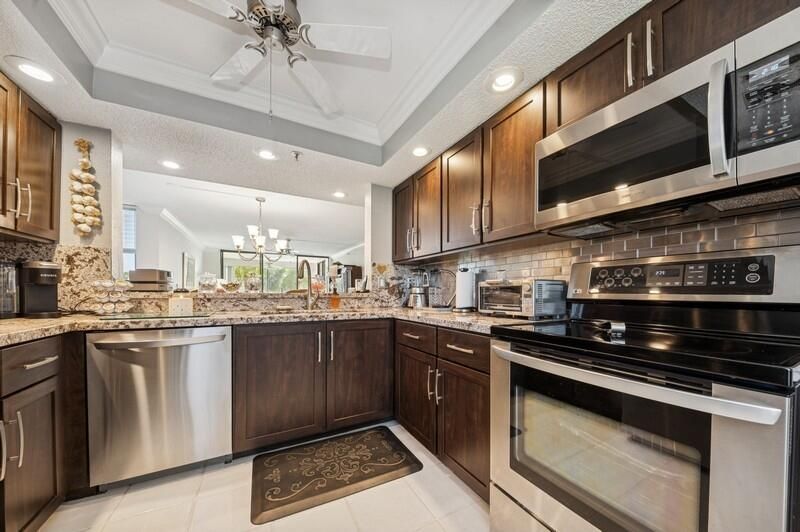 6562 Boca Del Mar Drive, Unit 321, Boca Raton, FL 33433 Photo