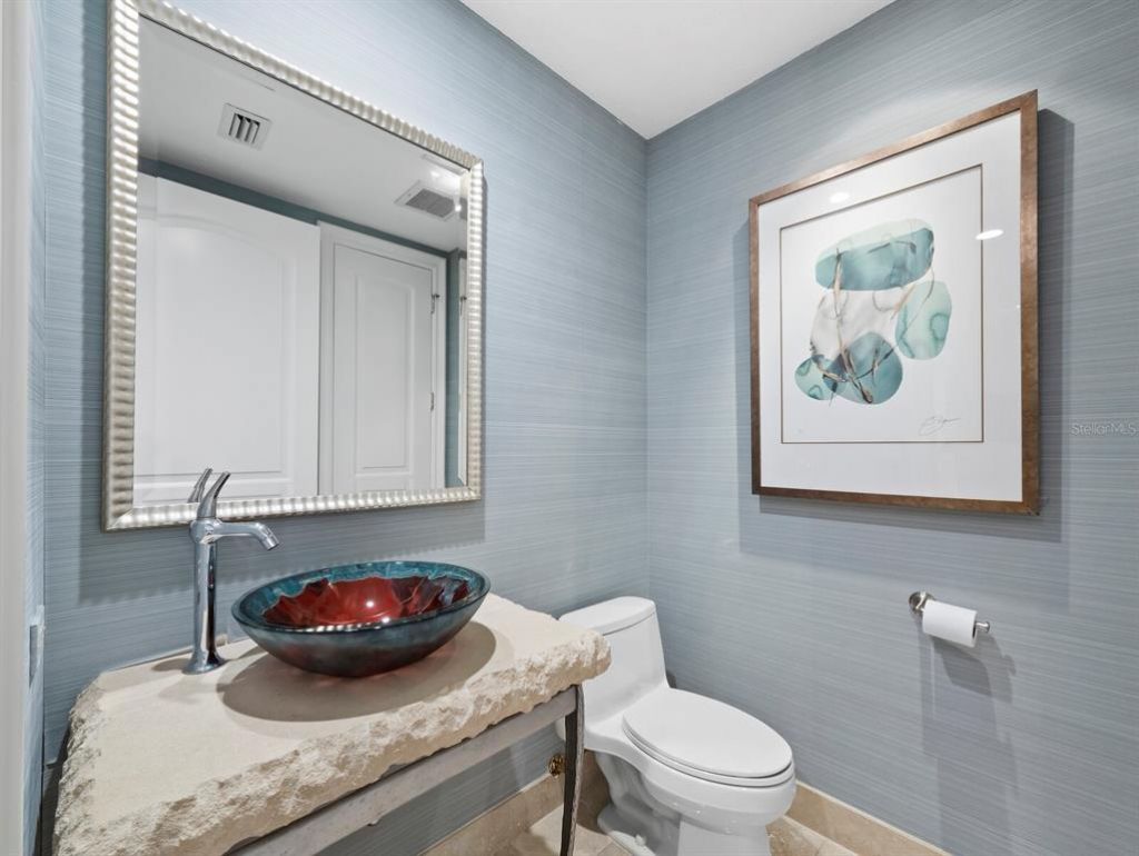 2161 Gulf Of Mexico Drive, Unit 3, Longboat Key, FL 34228 Photo