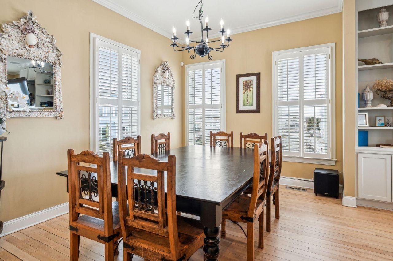 1699 E Ashley Avenue Photo 16