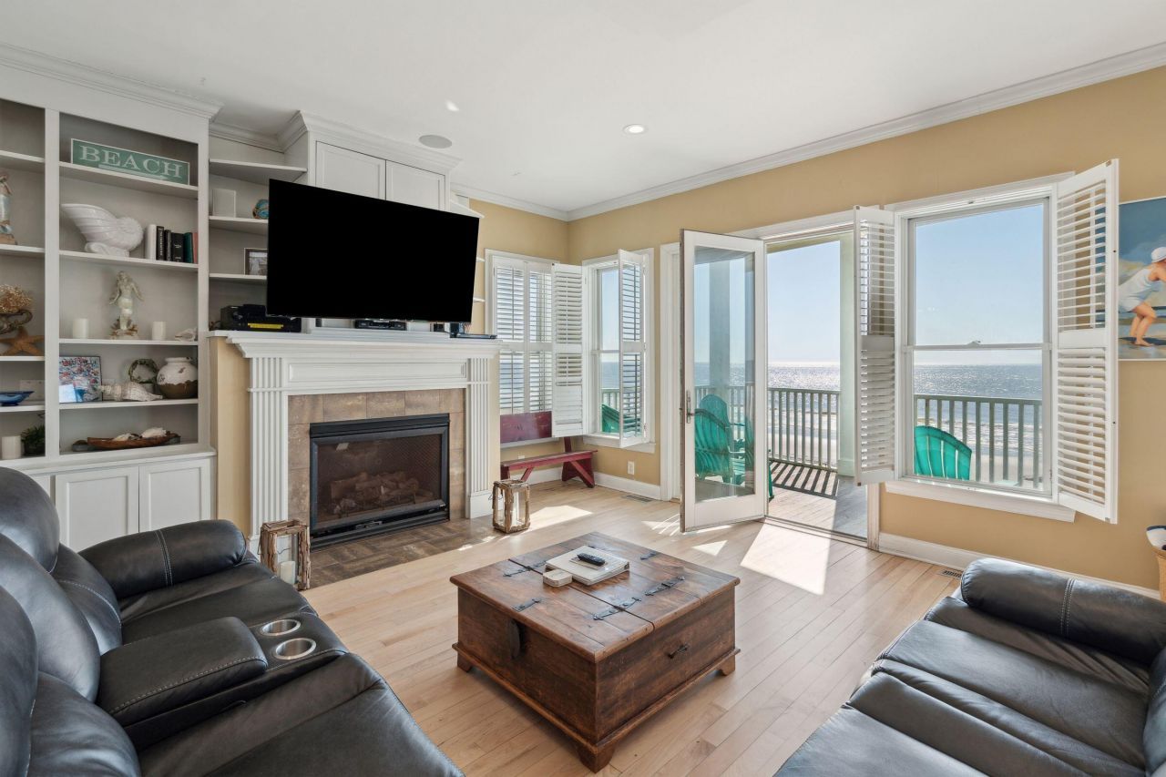 1699 E Ashley Avenue Photo 17