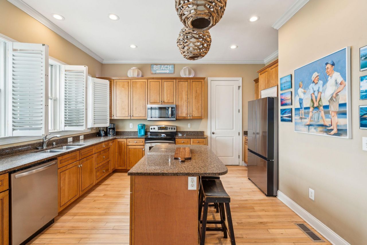 1699 E Ashley Avenue Photo 32