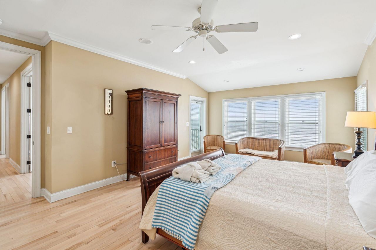 1699 E Ashley Avenue Photo 38