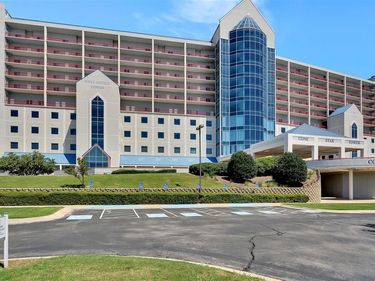 3575 Lone Star Circle, Unit 517, Fort Worth, TX 76177