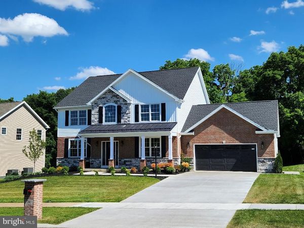 240 BANYAN DRIVE, STATE COLLEGE, PA 16801