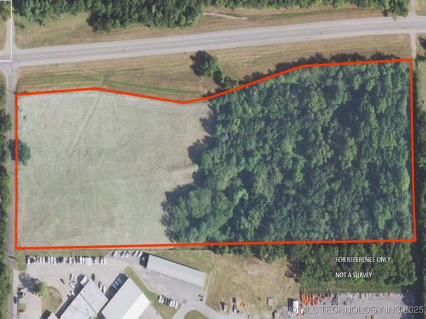 Hwy 51 , Hulbert, OK 74441