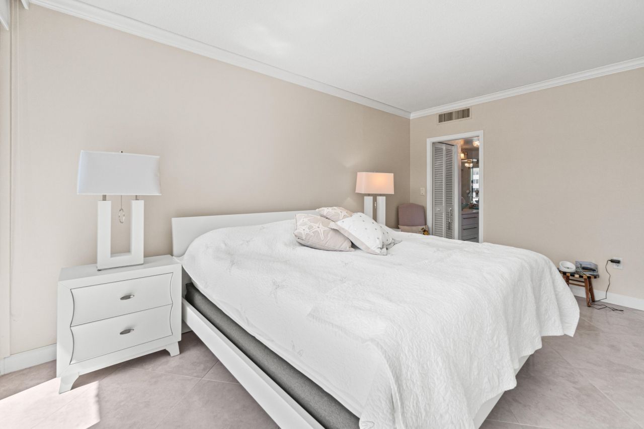 2760 S Ocean Boulevard, Unit 313, Palm Beach, FL 33480 Photo