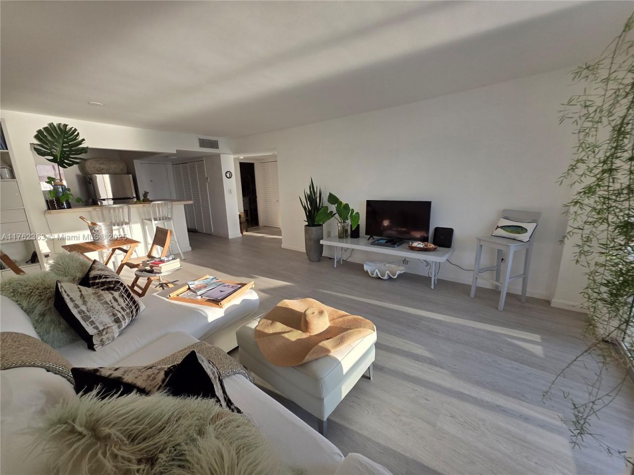 7928 West Dr, Unit 307, North Bay Village, FL 33141 Photo