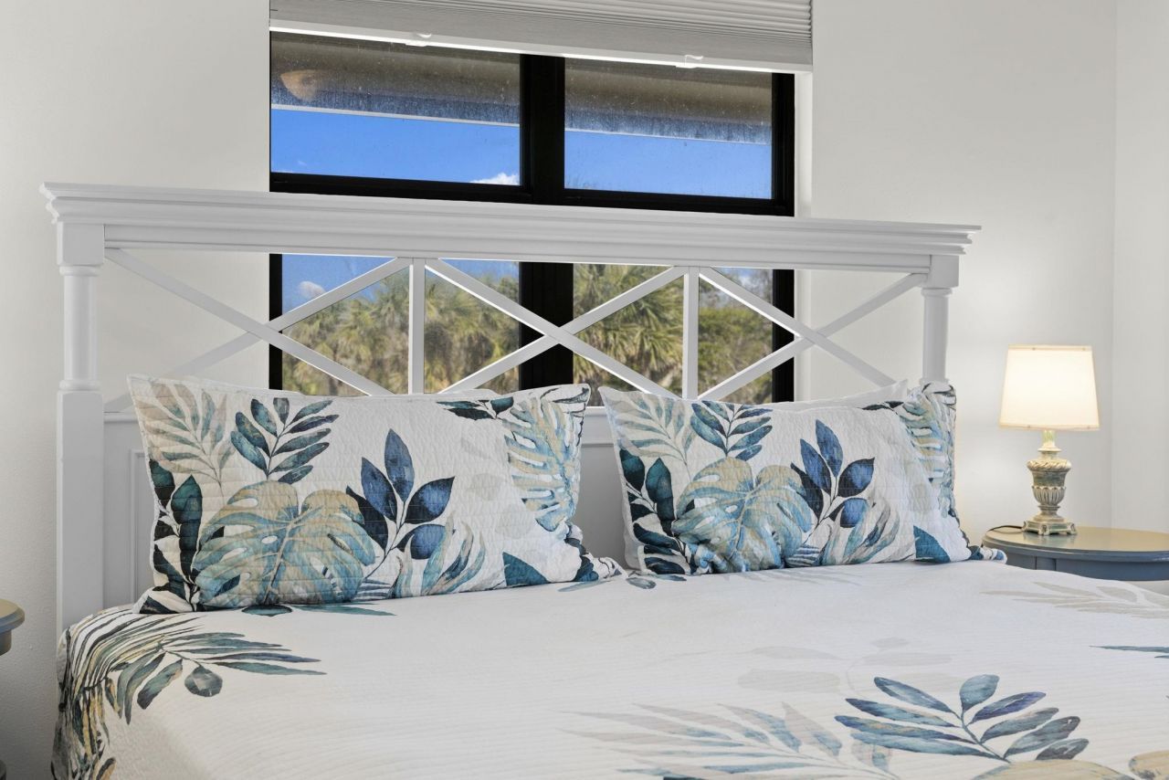 1811 Olde Middle Gulf Dr, Unit 1, Sanibel, FL 33957 Photo