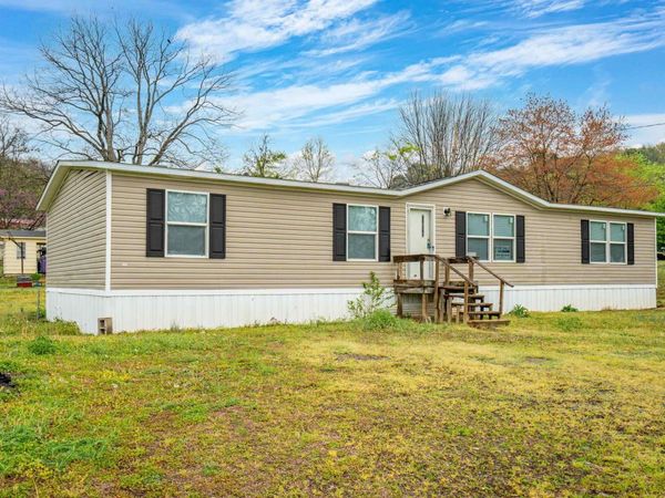 201 6th Street, Coal Hill, AR 72832