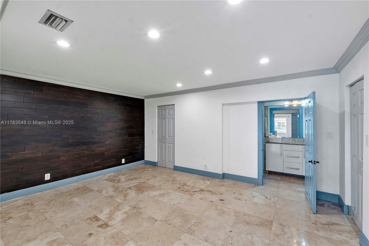 1541 SW 52nd Ave, Plantation, FL 33317 Photo