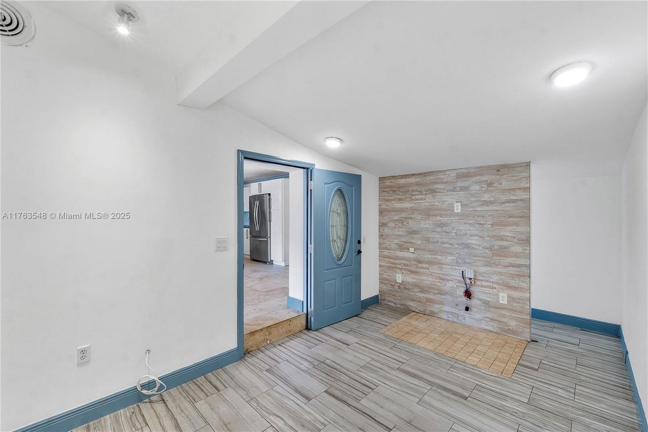 1541 SW 52nd Ave, Plantation, FL 33317 Photo