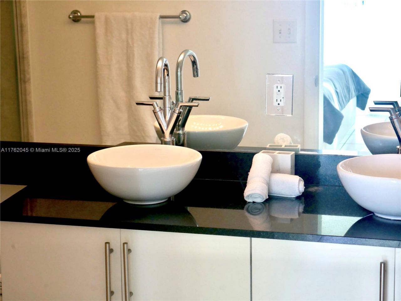 31 SE 5th St, Unit 2611, Miami, FL 33131 Photo