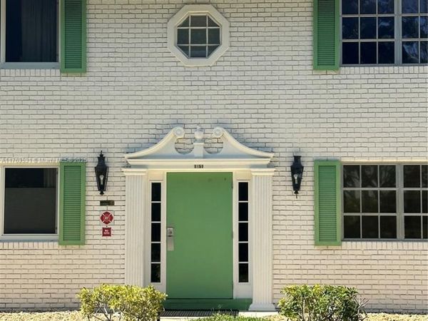 1851 NE 62nd St, Unit 504, Fort Lauderdale, FL 33308