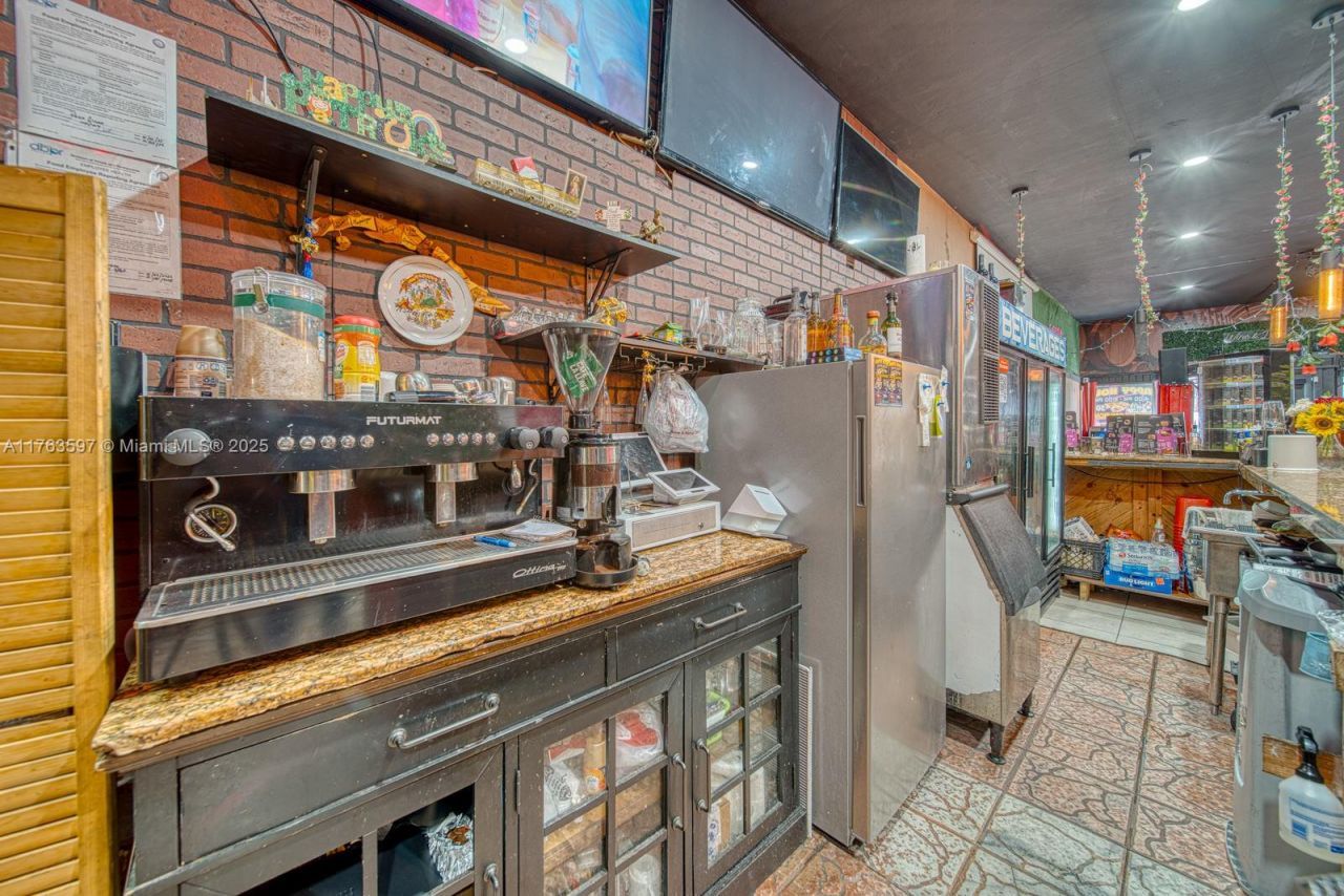 Highly Profitable Restaurant-bar For Sale On 8th , Miami, FL 33144 Photo