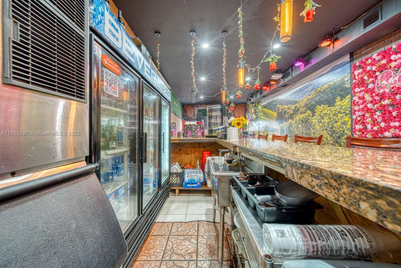 Highly Profitable Restaurant-bar For Sale On 8th , Miami, FL 33144 Photo