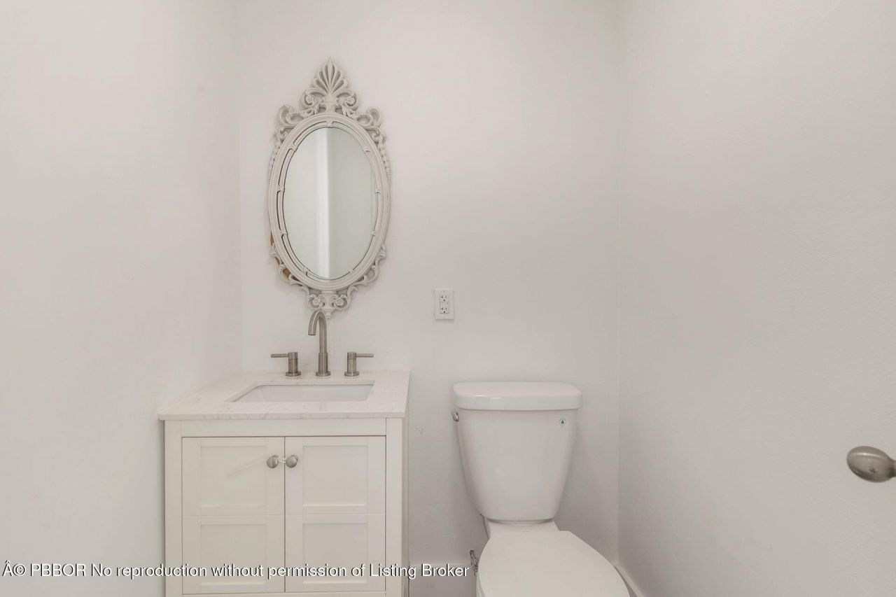 222 Greenwood Drive, West Palm Beach, FL 33405 Photo