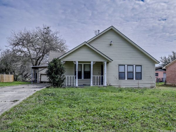 711 S 7TH ST, Kenedy, TX 78119