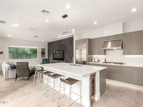 6804 E LYRA Drive, Scottsdale, AZ 85257