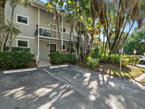 11863 Wimbledon Circle, Unit 446, Wellington, FL 33414