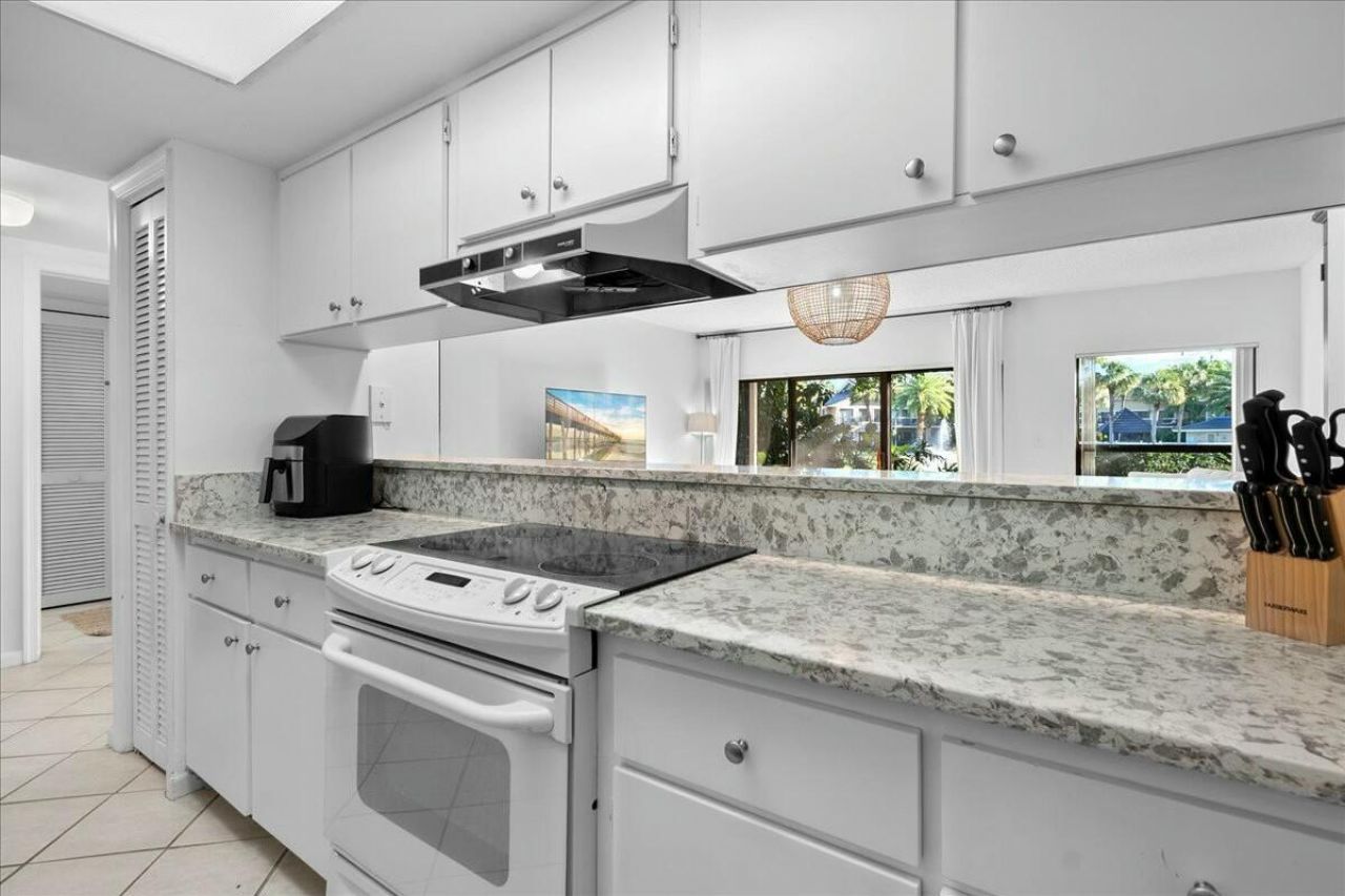 11863 Wimbledon Circle, Unit 446, Wellington, FL 33414 Photo