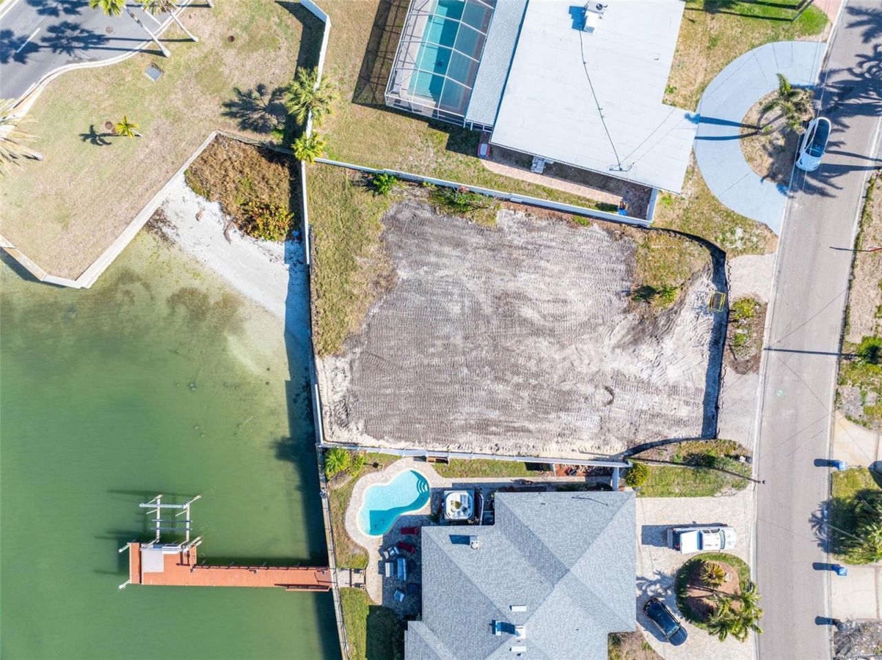 8043 Causeway Boulevard S, Saint Petersburg, FL 33707 Photo