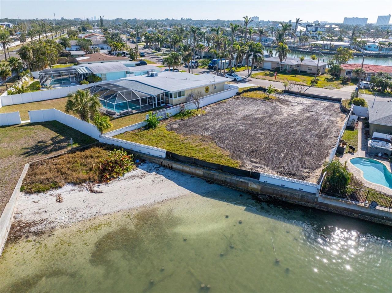 8043 Causeway Boulevard S, Saint Petersburg, FL 33707 Photo