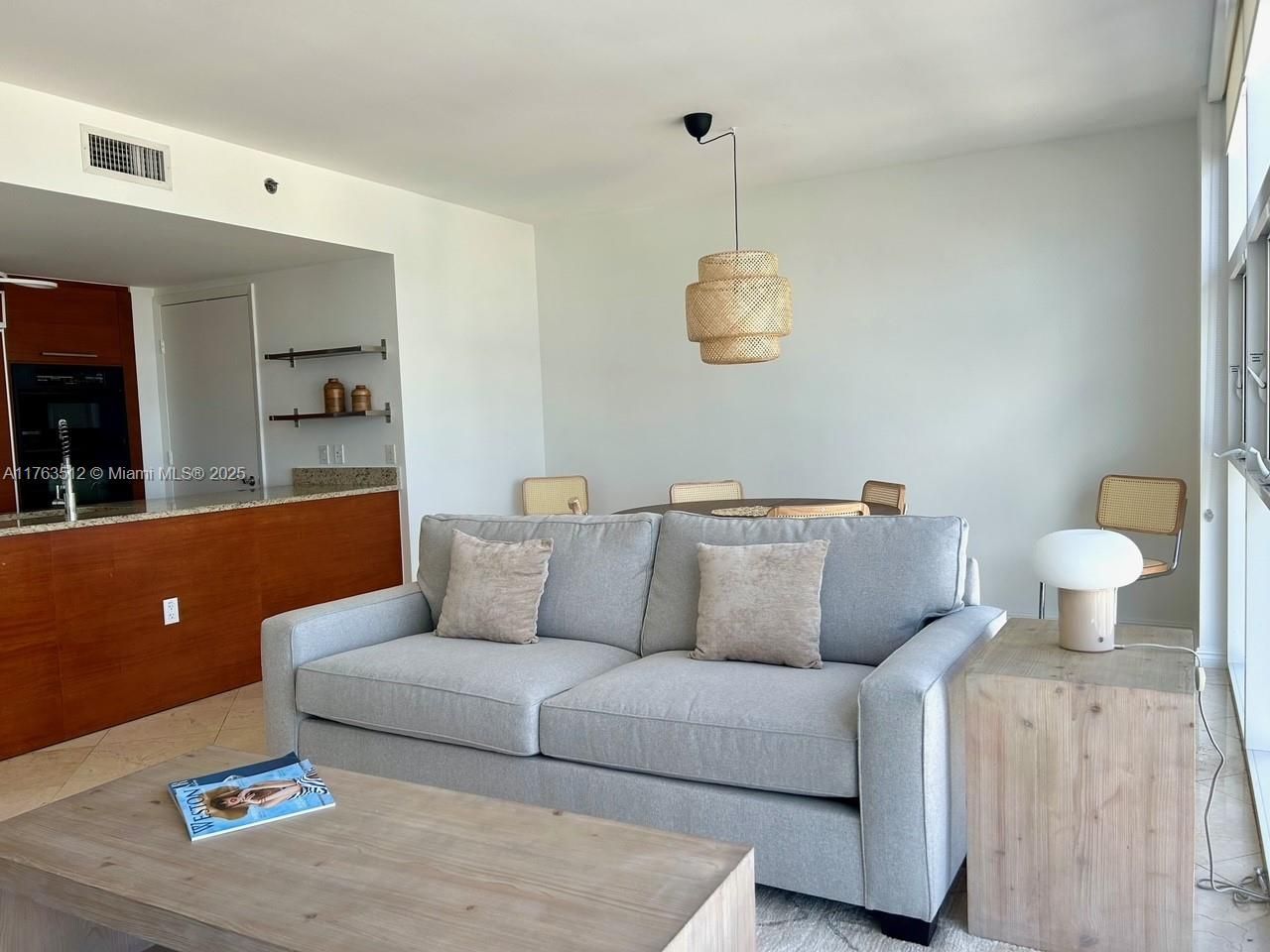 1830 S Ocean Dr, Unit 3707, Hallandale Beach, FL 33009 Photo