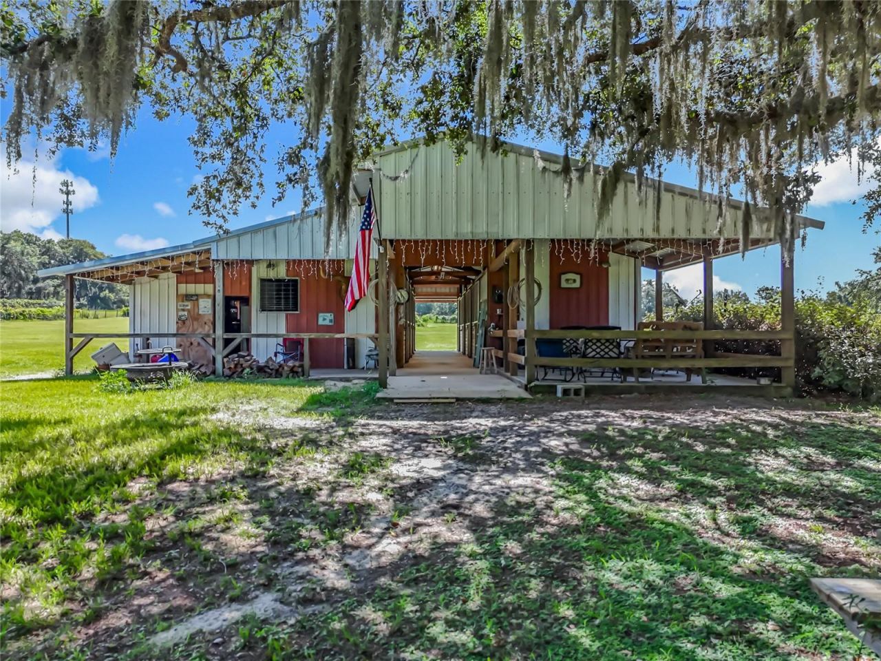 41204 Emeralda Island Road, Leesburg, FL 34788 Photo