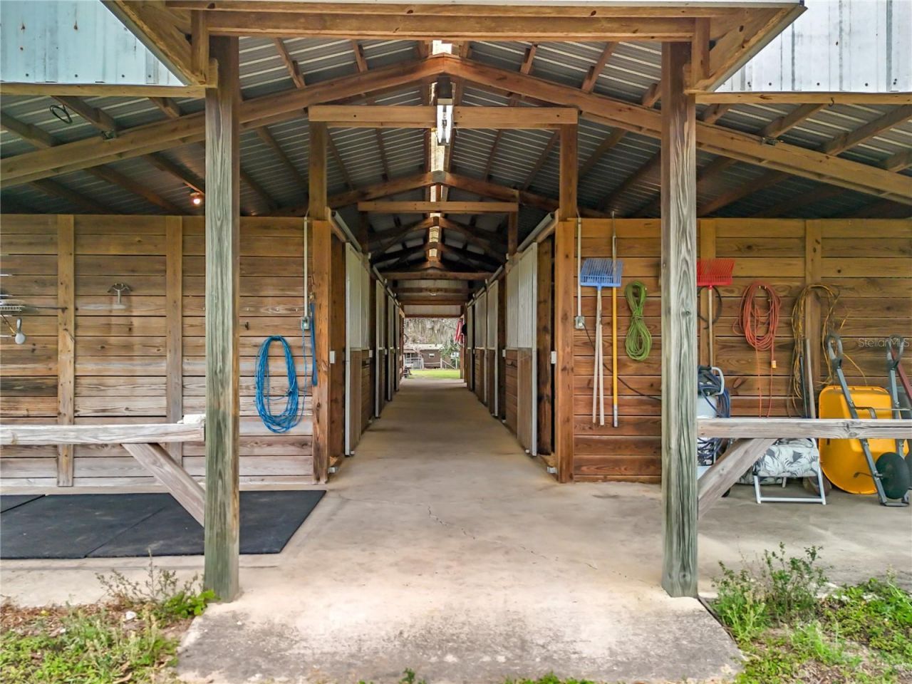 41204 Emeralda Island Road, Leesburg, FL 34788 Photo