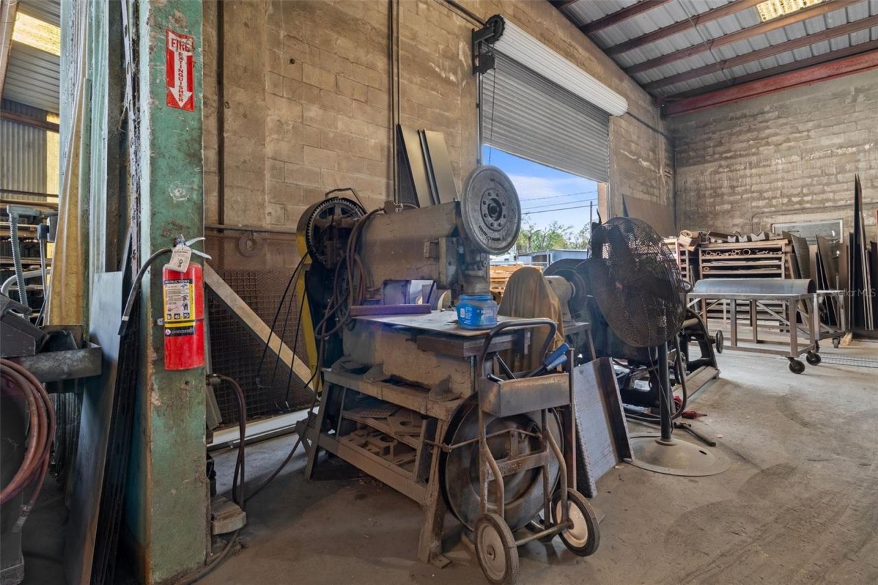 5912 E Broadway Avenue, Tampa, FL 33619 Photo