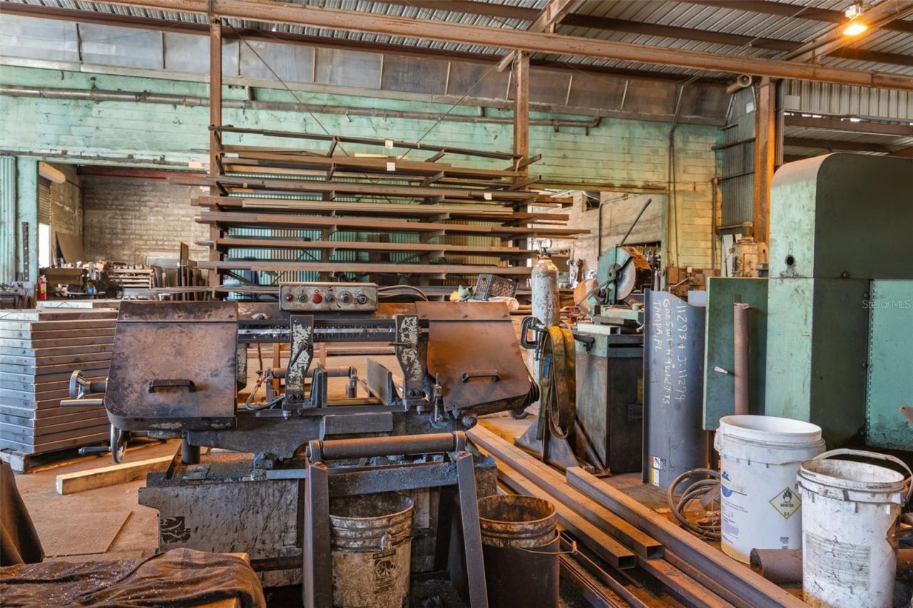 5912 E Broadway Avenue, Tampa, FL 33619 Photo