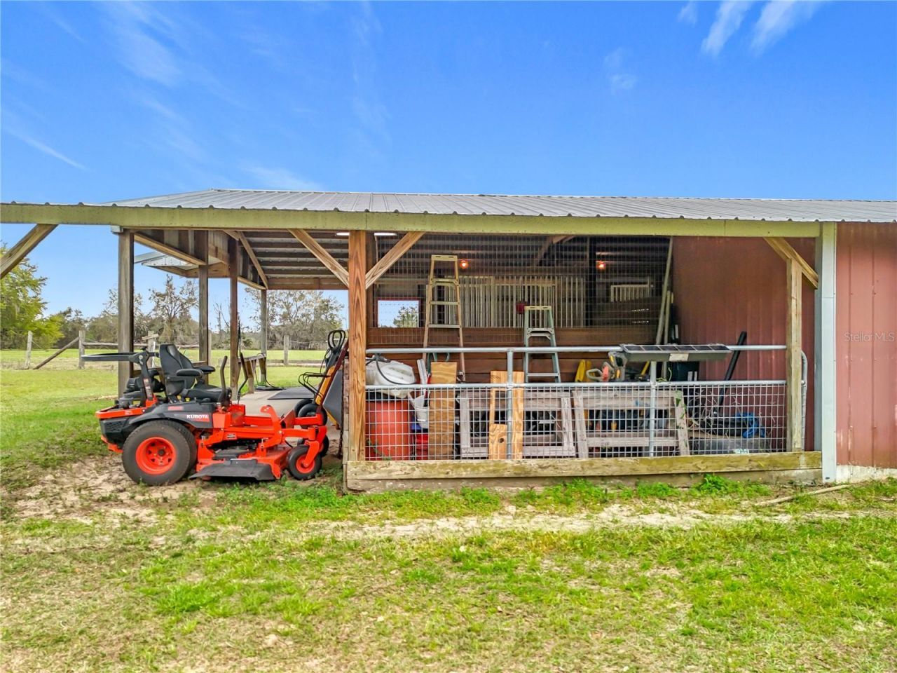 41204 Emeralda Island Road, Leesburg, FL 34788 Photo