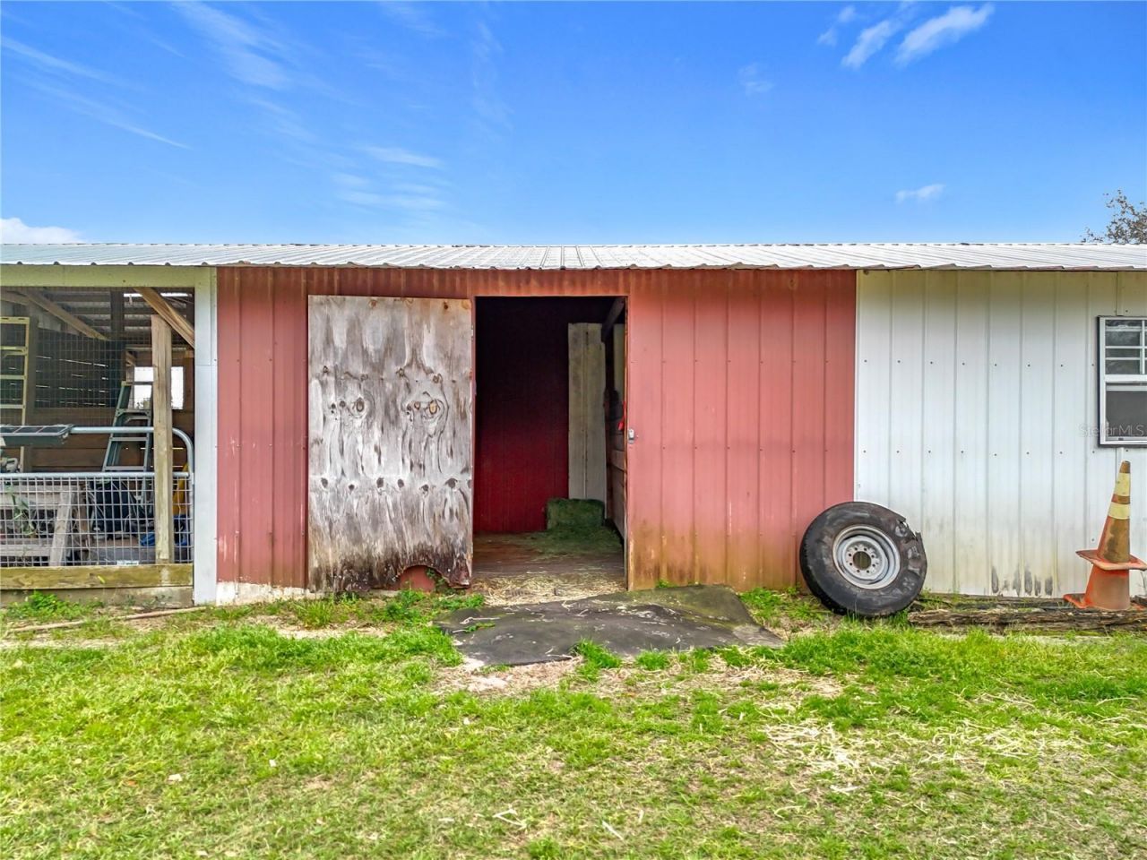 41204 Emeralda Island Road, Leesburg, FL 34788 Photo