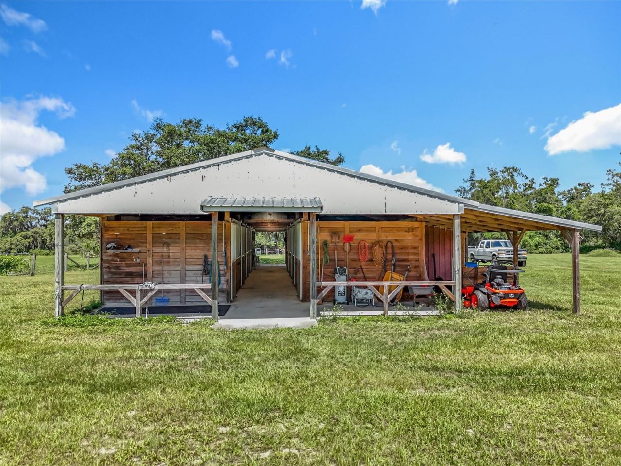 41204 Emeralda Island Road, Leesburg, FL 34788 Photo