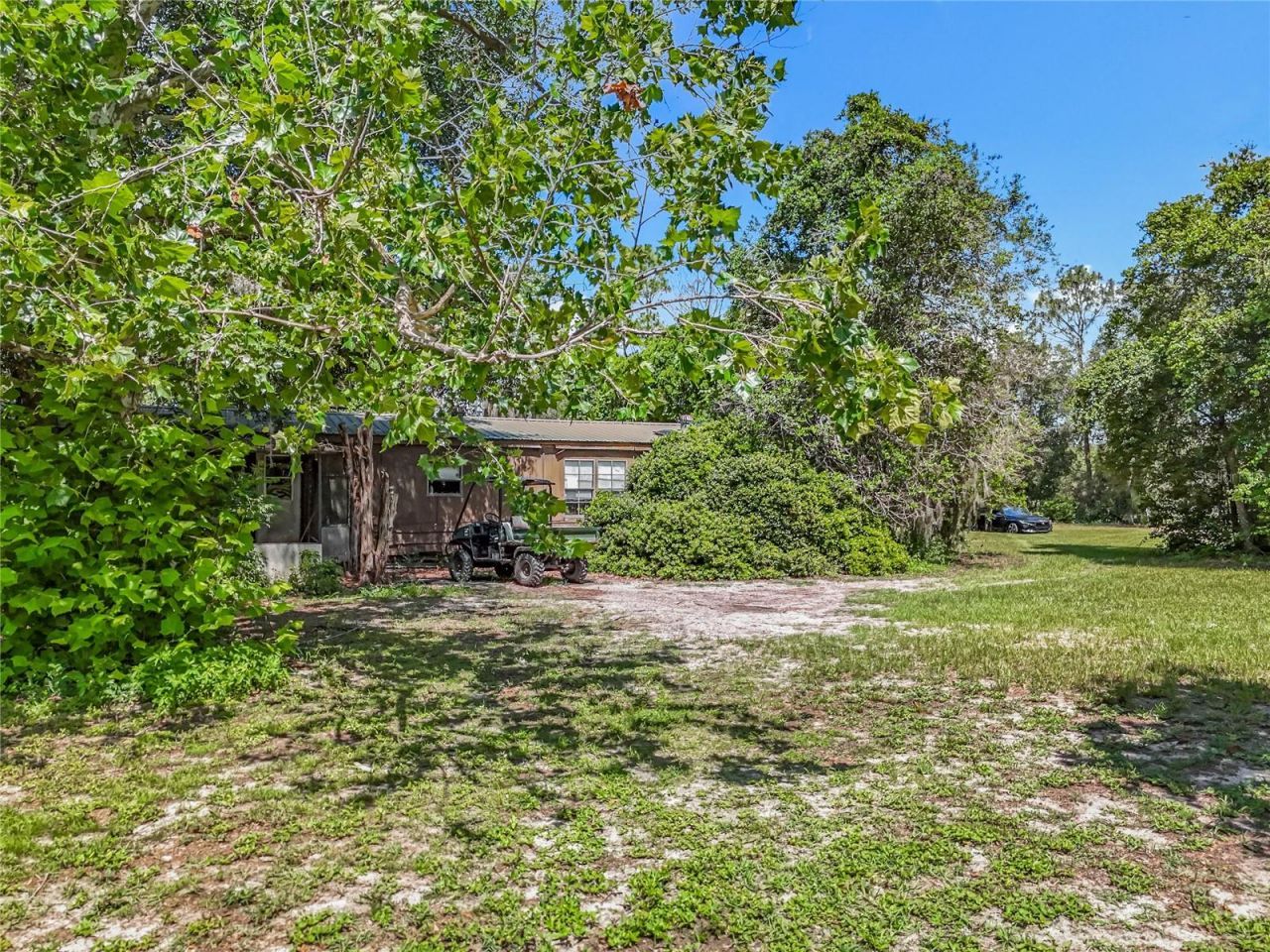 41204 Emeralda Island Road, Leesburg, FL 34788 Photo