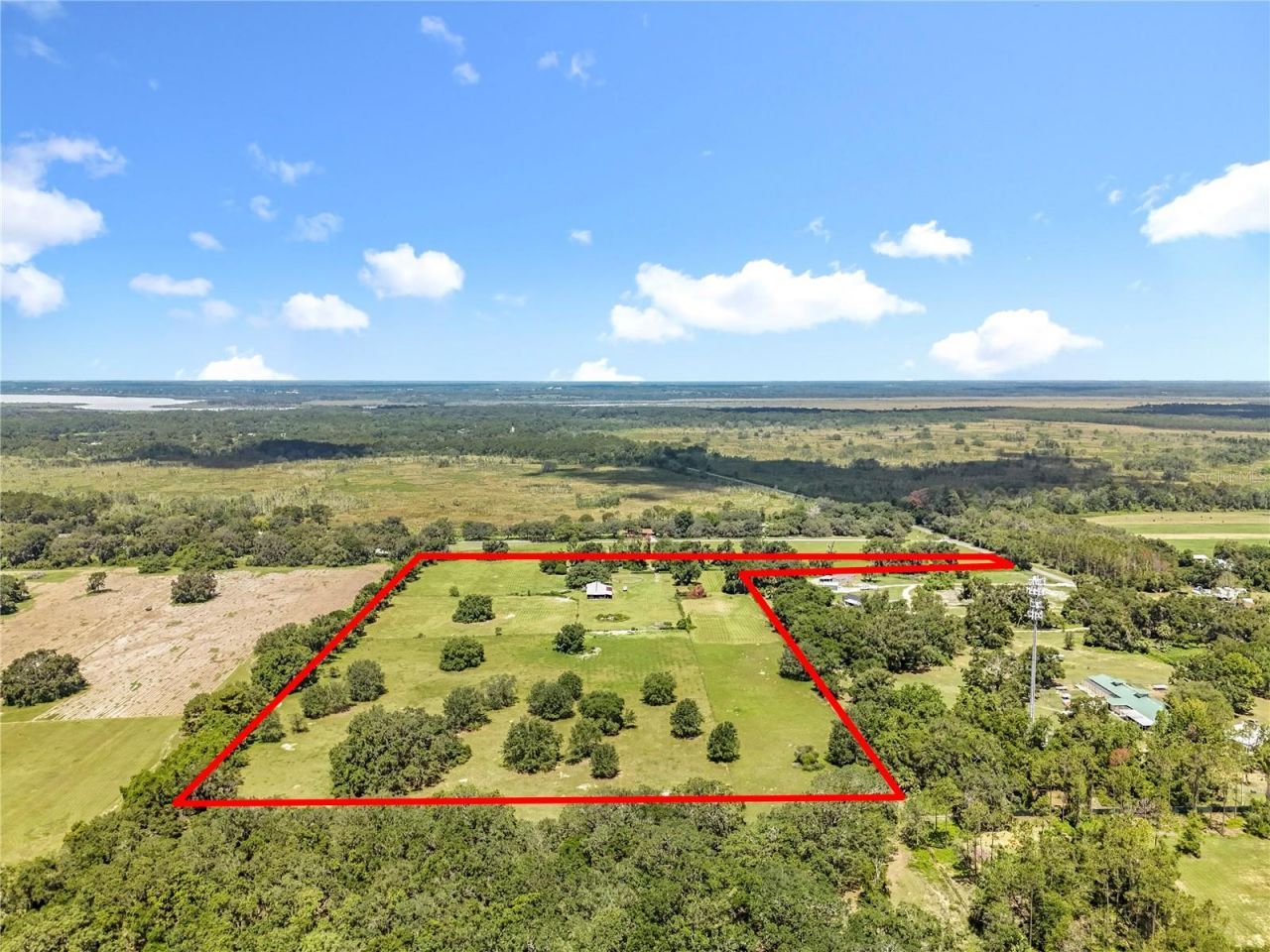 41204 Emeralda Island Road, Leesburg, FL 34788 Photo