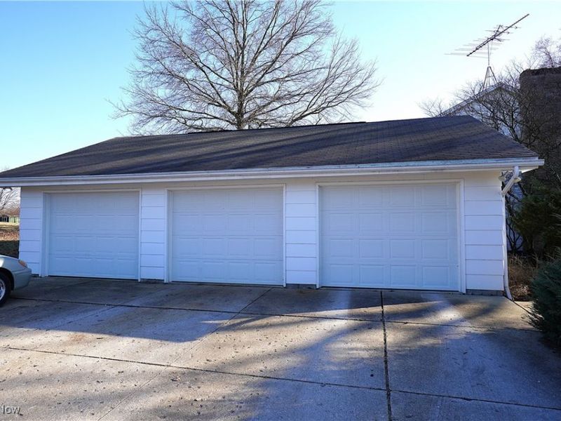 3390 Meese Road NE, Louisville, OH 44641 Photo 18