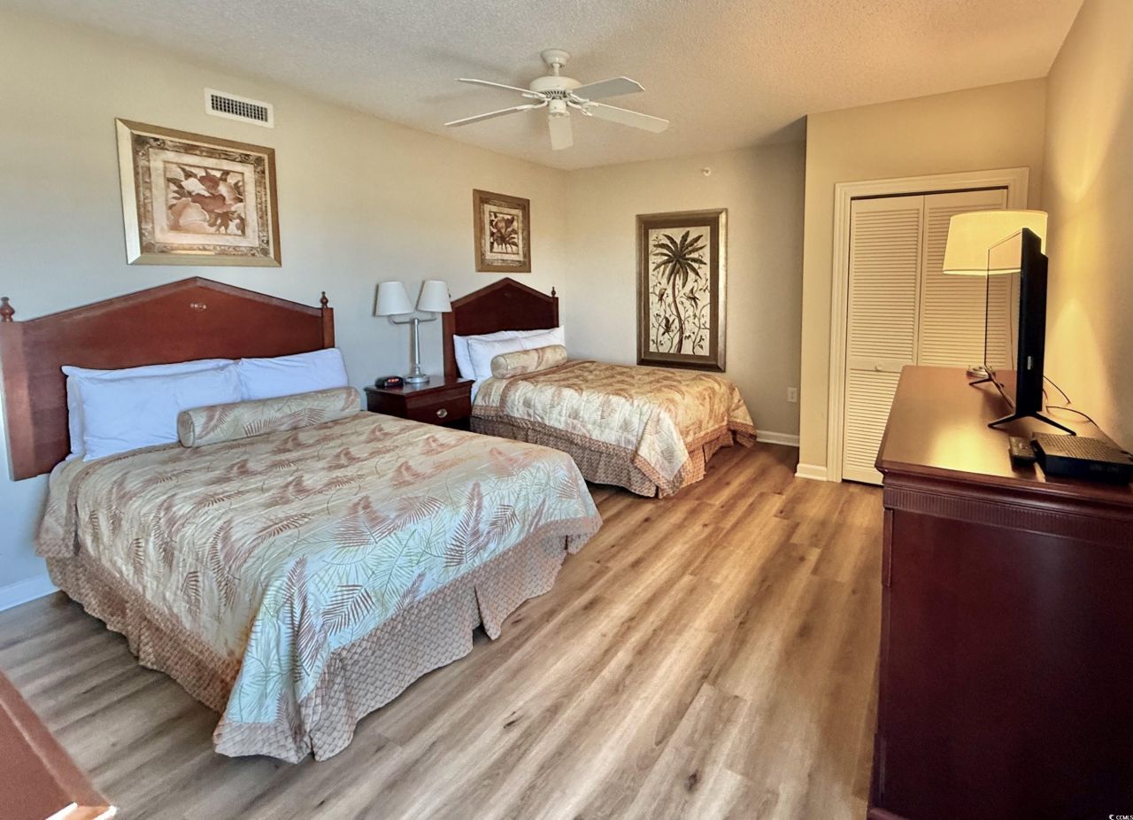 9994 Beach Club Dr. Photo 36