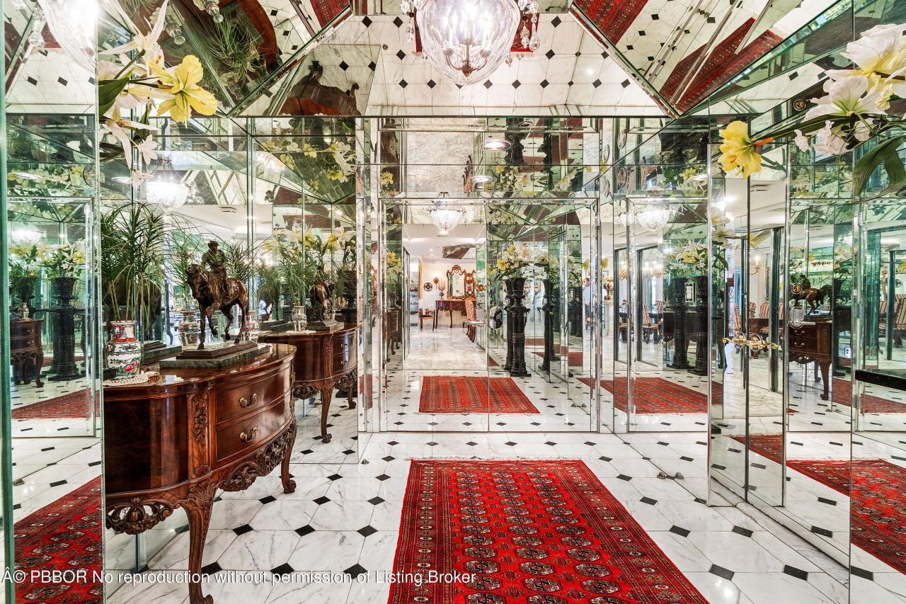 150 Bradley Place, Unit 101, Palm Beach, FL 33480 Photo