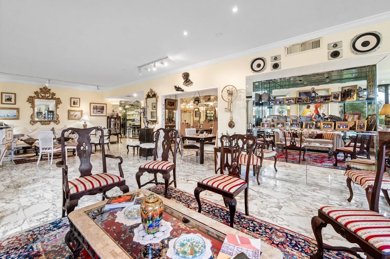 150 Bradley Place, Unit 101, Palm Beach, FL 33480 Photo