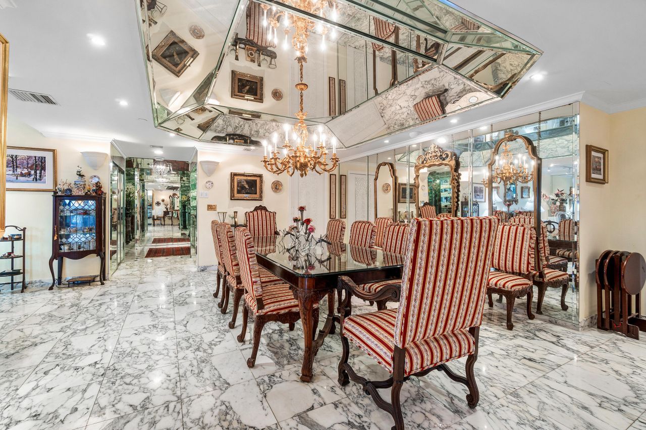 150 Bradley Place, Unit 101, Palm Beach, FL 33480 Photo