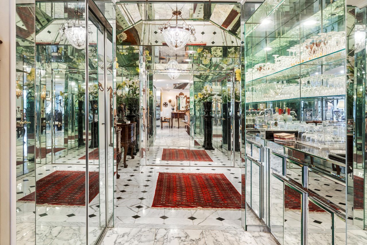 150 Bradley Place, Unit 101, Palm Beach, FL 33480 Photo