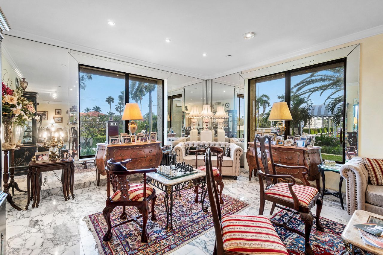 150 Bradley Place, Unit 101, Palm Beach, FL 33480 Photo