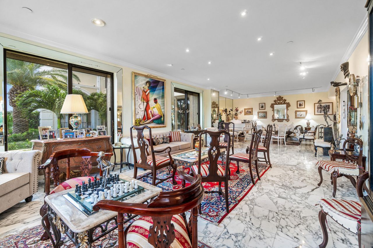 150 Bradley Place, Unit 101, Palm Beach, FL 33480 Photo