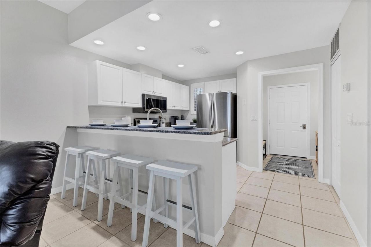 3702 54th Drive W, Unit 103, Bradenton, FL 34210 Photo